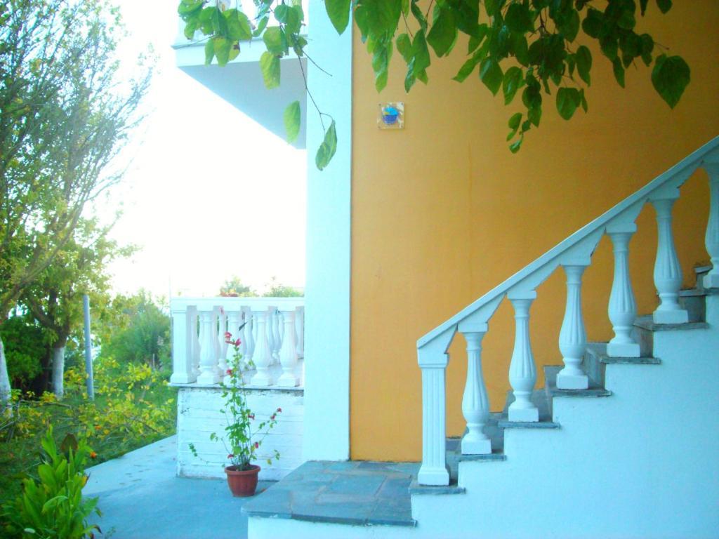 Villa Vania Gardenos Vitalades Exterior photo
